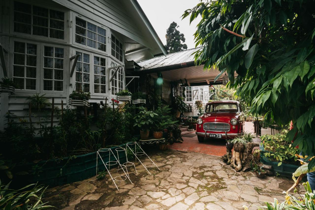 Rock Cliff Home Stay Shillong Bagian luar foto
