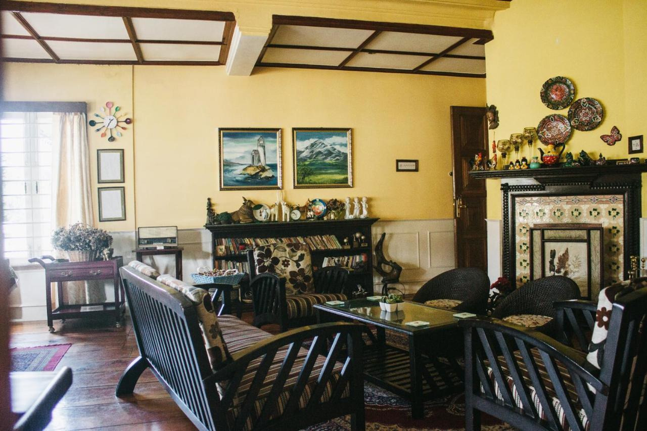 Rock Cliff Home Stay Shillong Bagian luar foto
