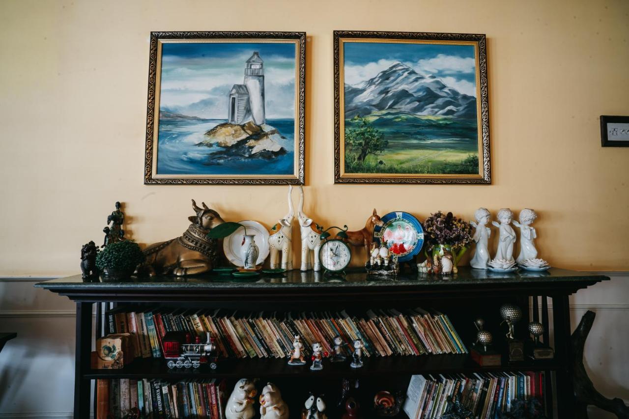 Rock Cliff Home Stay Shillong Bagian luar foto