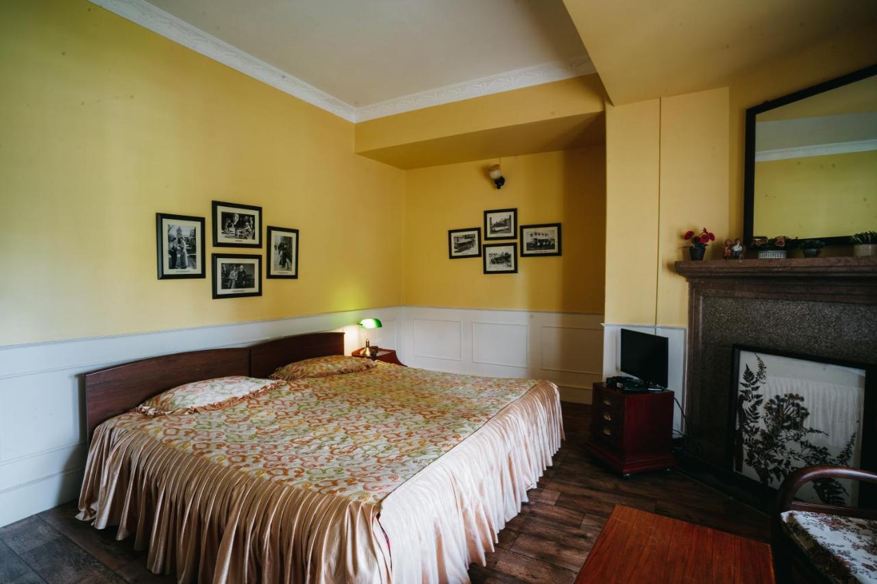 Rock Cliff Home Stay Shillong Bagian luar foto