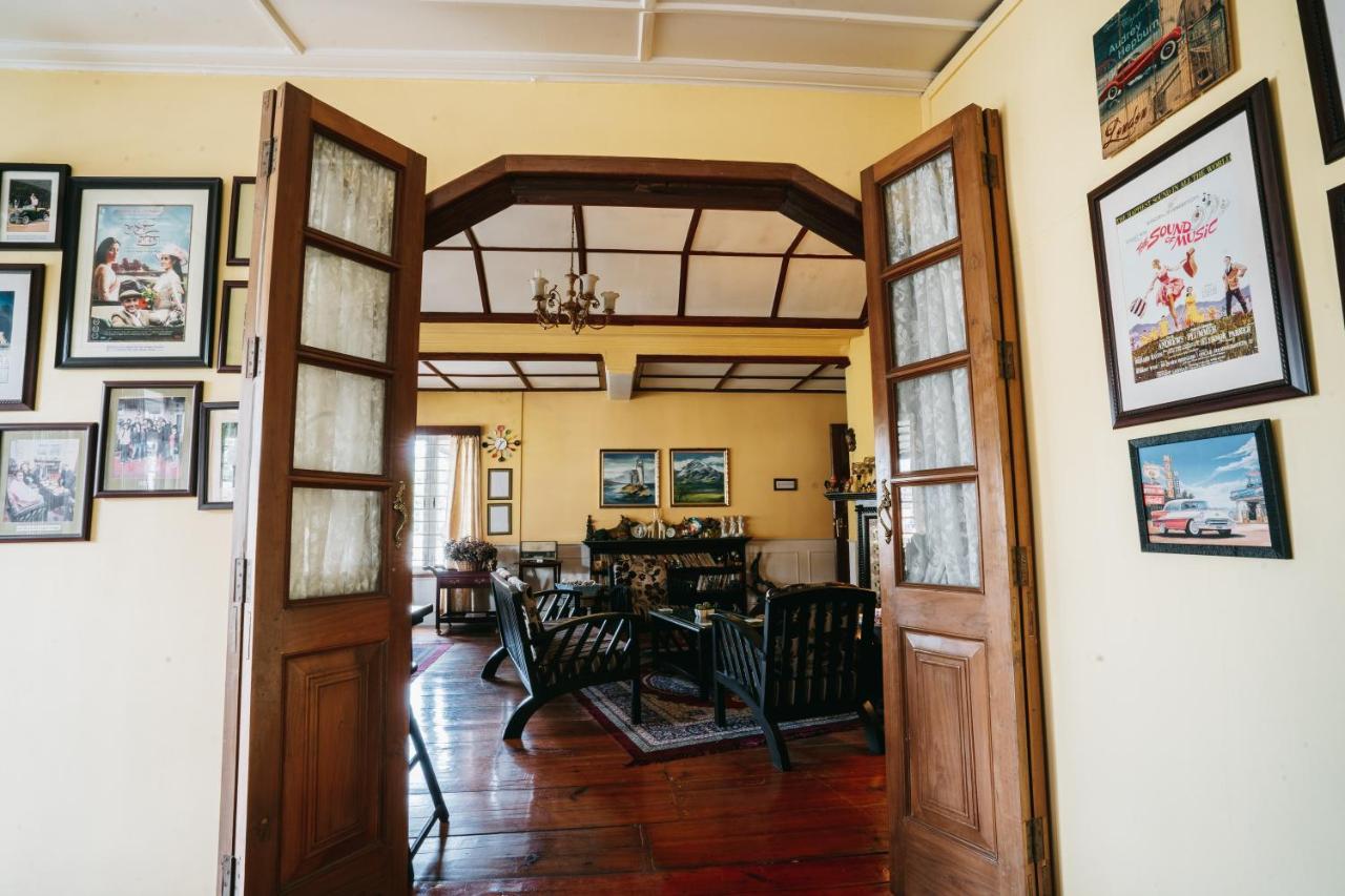 Rock Cliff Home Stay Shillong Bagian luar foto