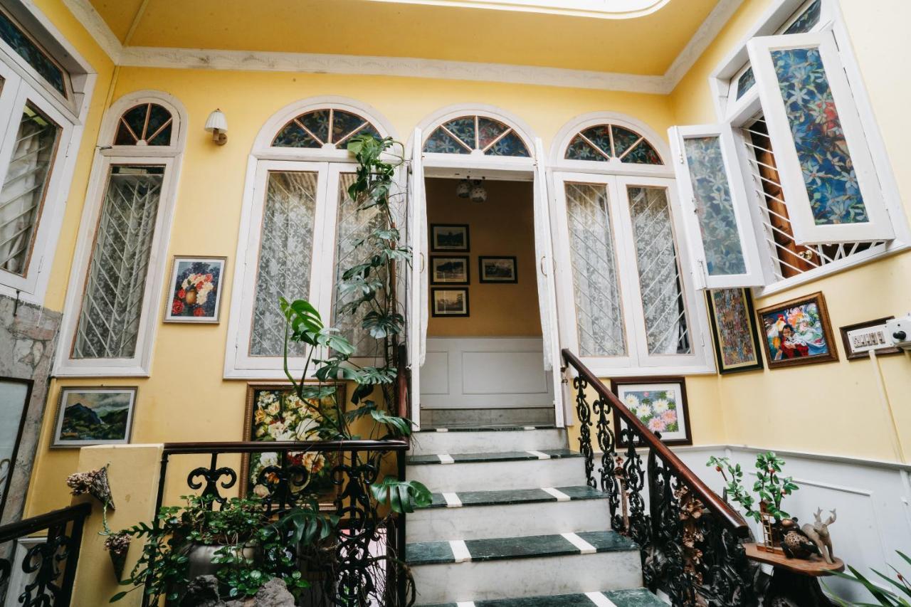 Rock Cliff Home Stay Shillong Bagian luar foto