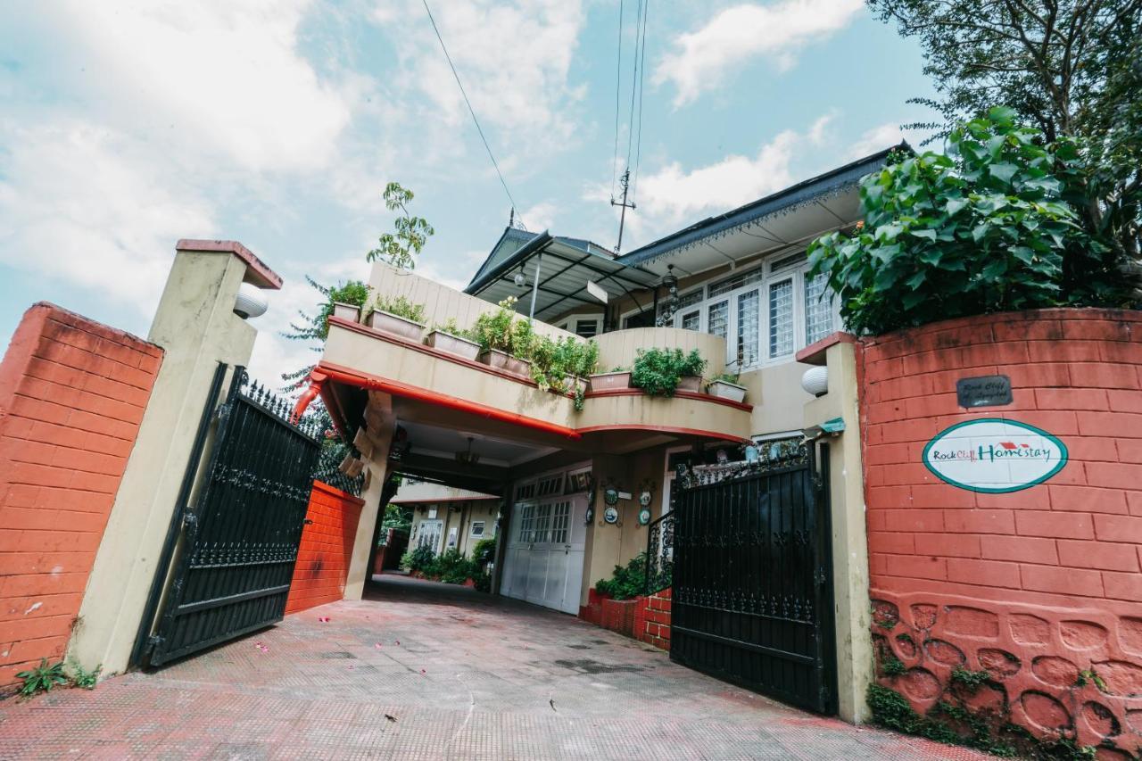 Rock Cliff Home Stay Shillong Bagian luar foto