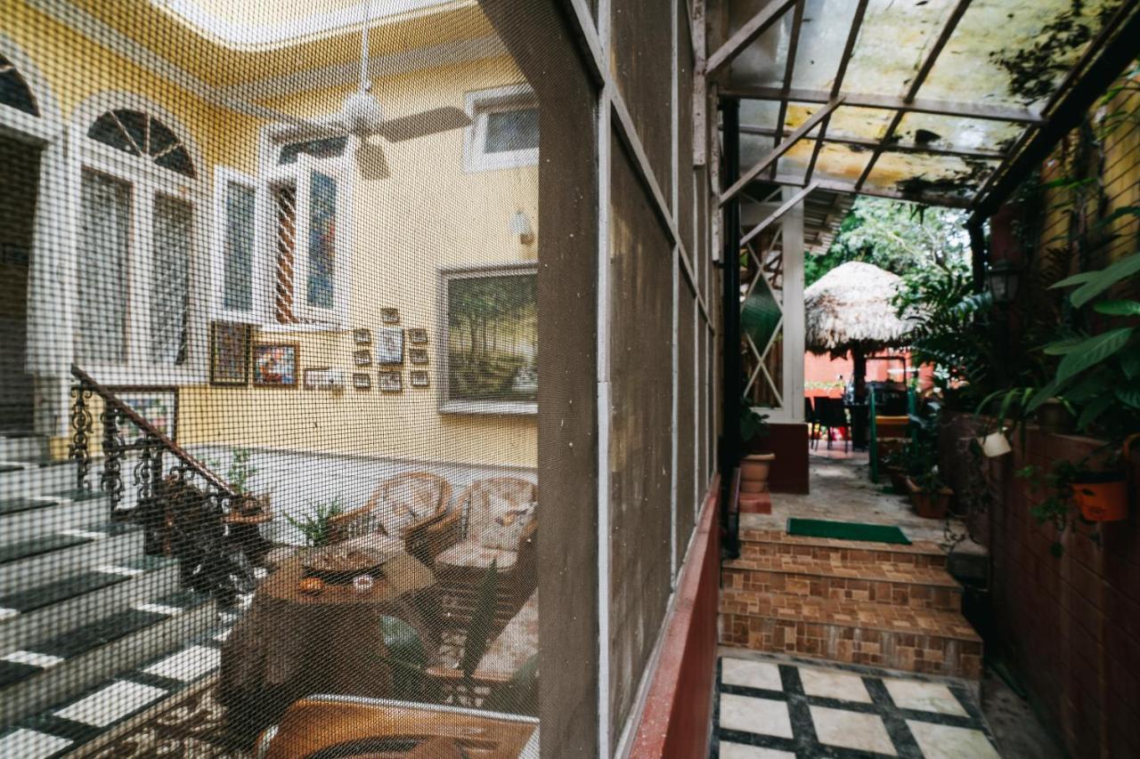 Rock Cliff Home Stay Shillong Bagian luar foto